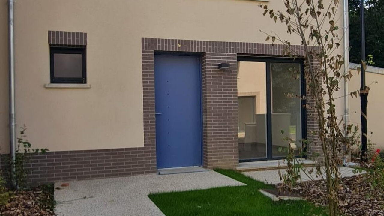 maison 4 pièces 82 m2 à vendre à La Queue-en-Brie (94510)