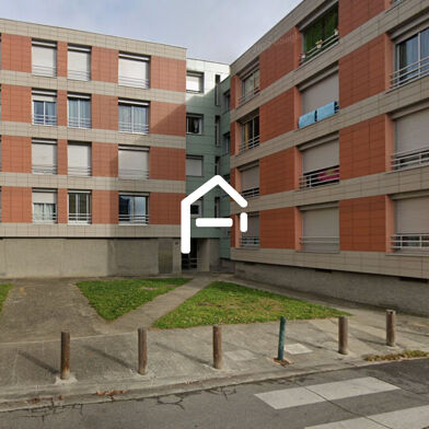 Appartement 4 pièces 132000 €