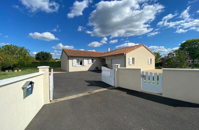 vente maison 299 250 € à proximité de Beaumont Saint-Cyr (86490)