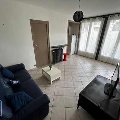 Appartement 3 pièces 540 €