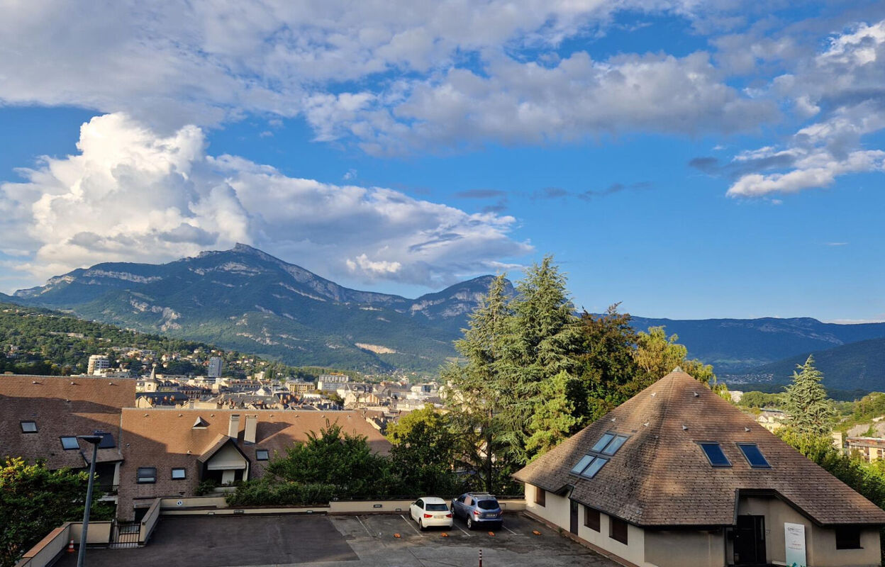 appartement 4 pièces 87 m2 à vendre à Chambéry (73000)