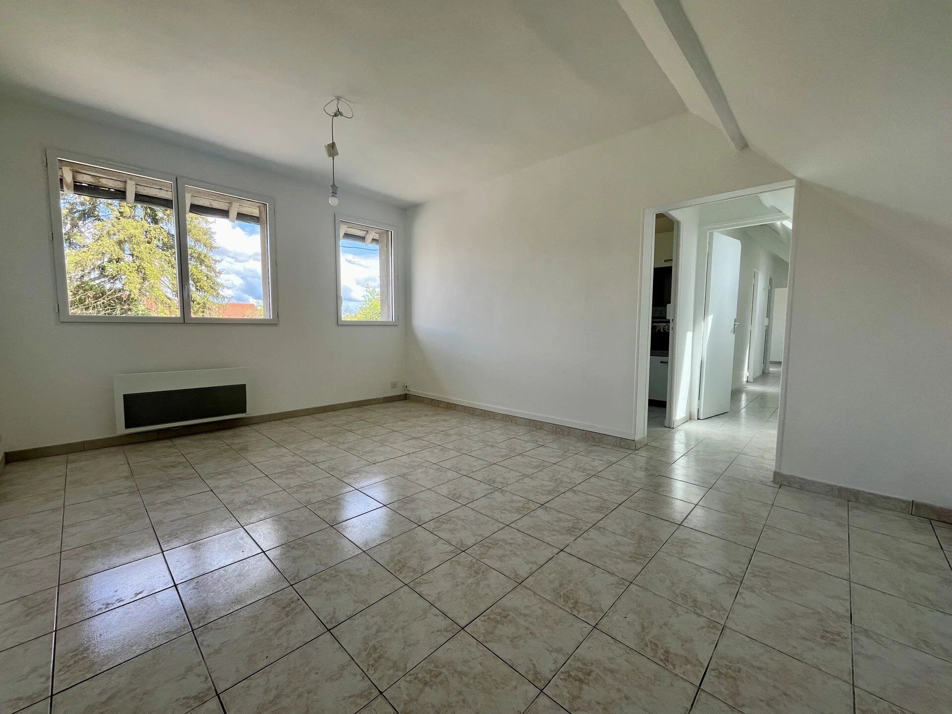 Appartement 3 pièces 54 m² · à Dourdan · 54 m² · 855 €/mois