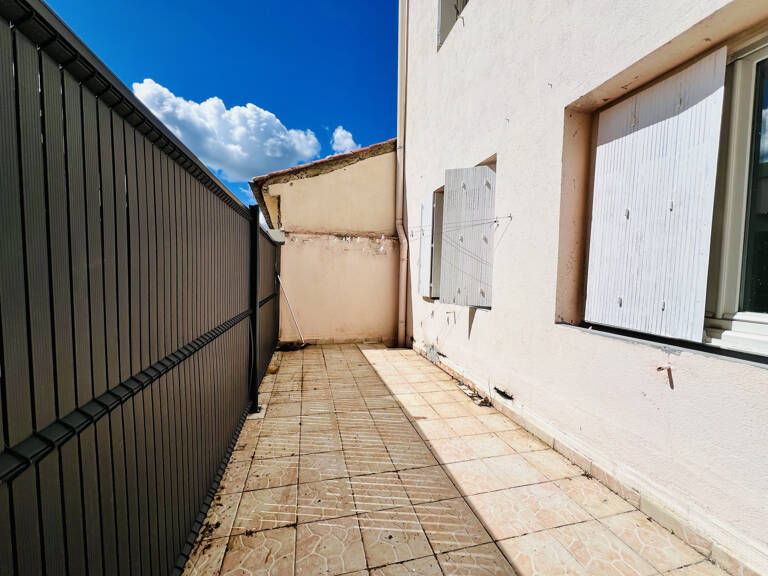Vente appartement 3 pièces avec terrasse — photo 1