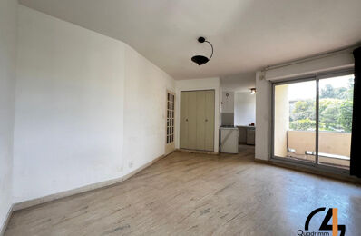 location appartement 600 € CC /mois à proximité de Aigues-Mortes (30220)