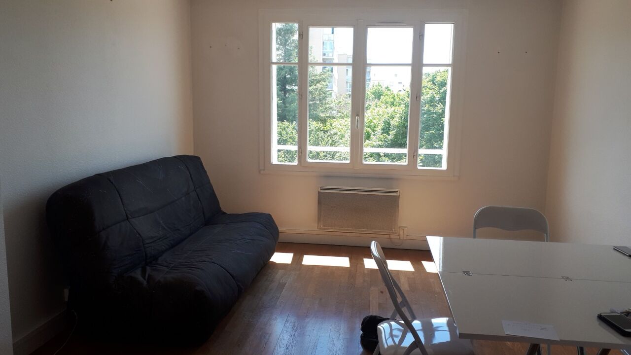 appartement 3 pièces 60 m2 à louer à Villeurbanne (69100)