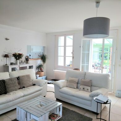 Maison 8 pièces 143 m²