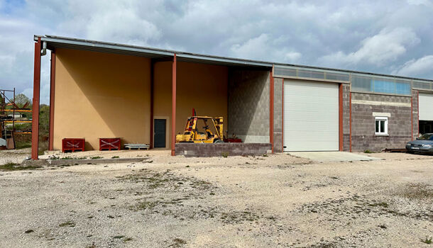 Local d'activit&eacute;s  à vendre Saint-Saturnin-de-Lenne 12560