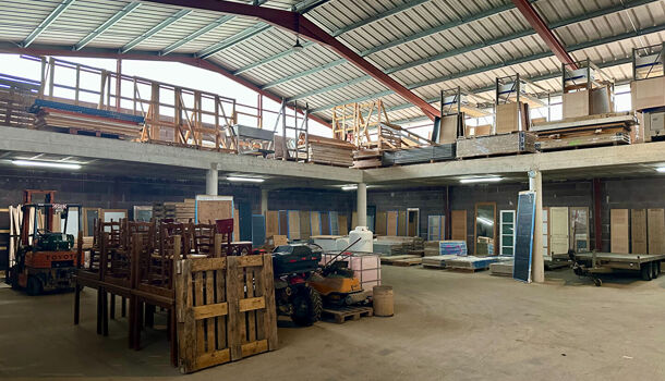 Local d'activit&eacute;s  à vendre Saint-Saturnin-de-Lenne 12560