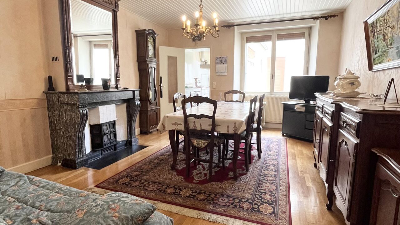 maison 5 pièces 157 m2 à vendre à Nogent (52800)