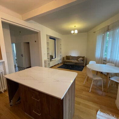 Appartement 3 pièces 1250 €