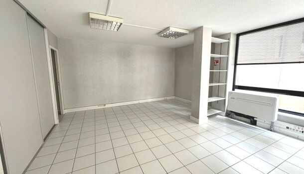 Bureau 3 pièces  à vendre Romans-sur-Isère 26100