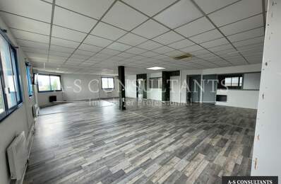 BUREAUX A LOUER — photo du bien