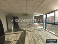 BUREAUX à louer — photo 2