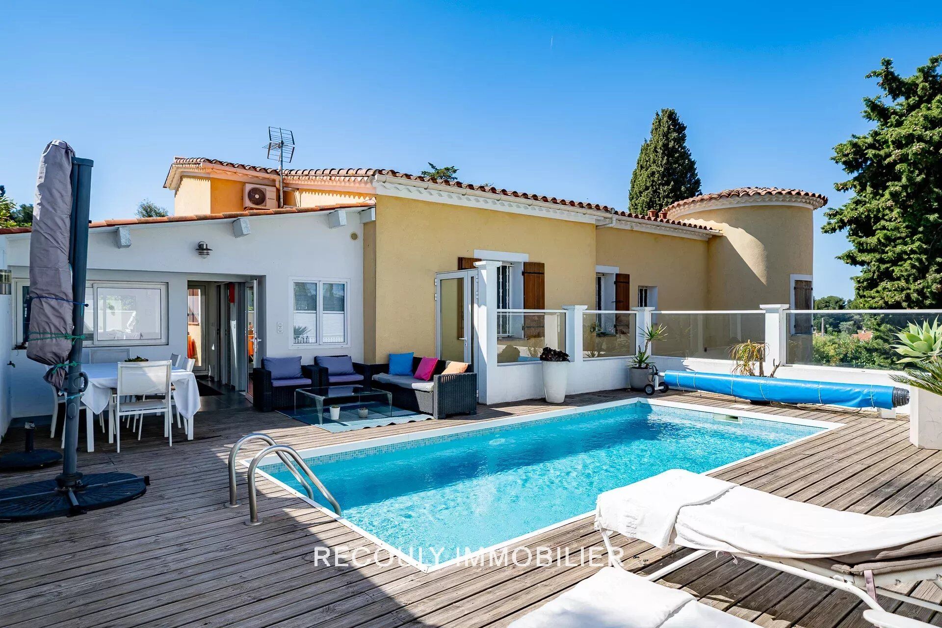 Villa / Maison 9 pièces  à vendre Sanary-sur-Mer 83110