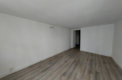 location appartement 400 € CC /mois à proximité de Galargues (34160)
