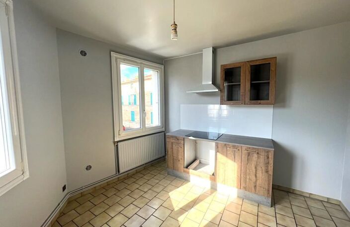 IMMEUBLE À Vendre — photo 2