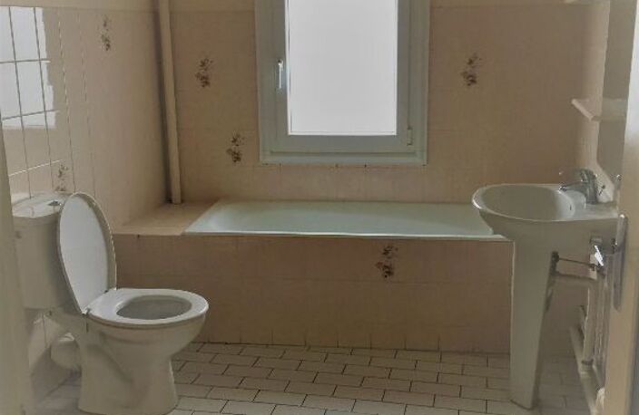 IMMEUBLE À Vendre — photo 4