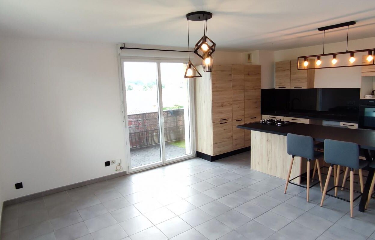 appartement 3 pièces 62 m2 à vendre à Vic-en-Bigorre (65500)
