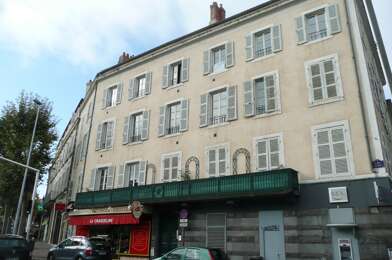 Appartement 3 pièces 900 €