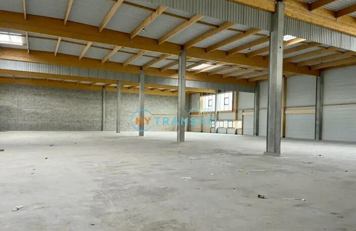 A VENDRE Locaux Neufs à partir de 2 788m² à Tremblay Parc Aérolians — photo 4