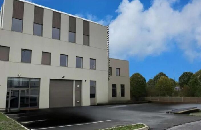 A VENDRE Locaux Neufs à partir de 2 788m² à Tremblay Parc Aérolians — photo 3