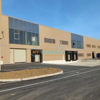 Local industriel  4711720 €