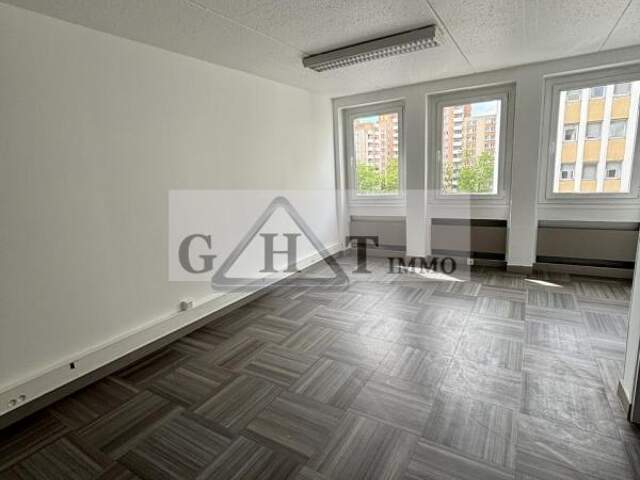 Bureaux professionnels — photo du bien