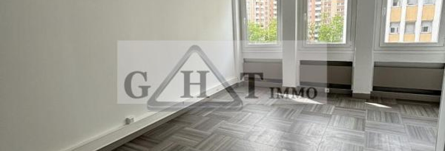 Bureau  51 m² à louer à Ivry-sur-Seine (94200)