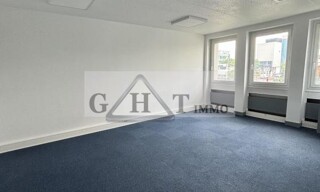 Bureau  47 m² à louer à Ivry-sur-Seine (94200)