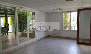 Local industriel  49 m² à vendre à Maisons-Alfort (94700)