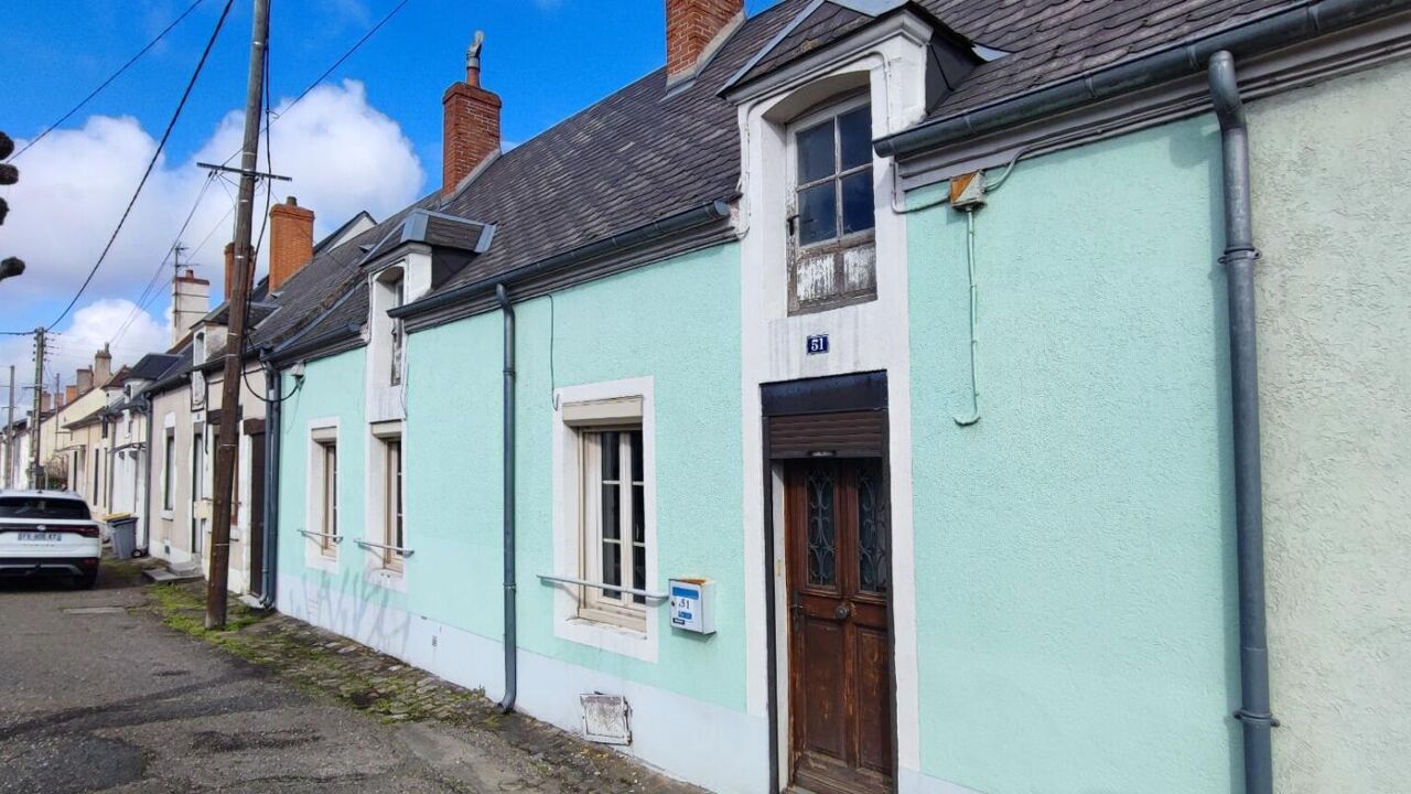 maison 4 pièces 93 m2 à vendre à Mehun-sur-Yèvre (18500)