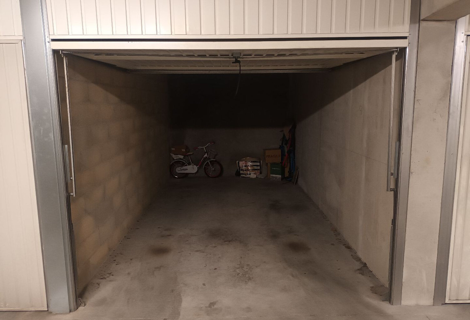 Parking/Box 1 emplacement — photo 1