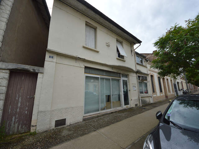 Immeuble mixte coeur de Villebourbon 5 pièces 165 m2  terrasse cave — photo du bien
