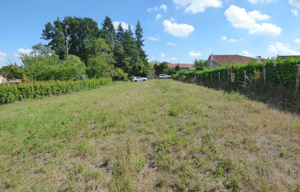 terrain  pièces 966 m2 à vendre à Chantonnay (85110)