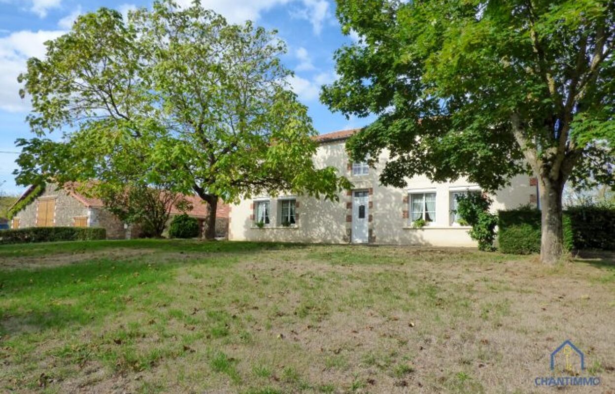 maison 5 pièces 163 m2 à vendre à Mouilleron-Saint-Germain (85390)