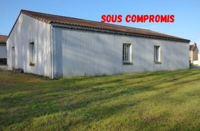 vente maison 75 250 € à proximité de Les Pineaux (85320)