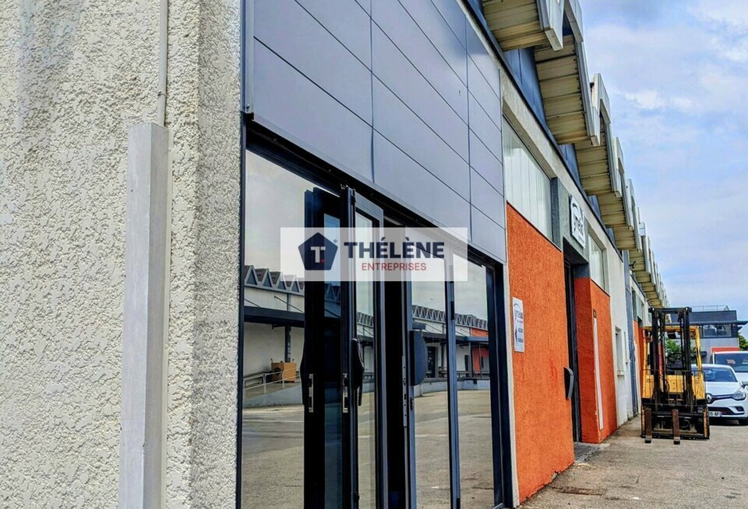 LOCAL D'ACTIVITE à LOUER — photo 1