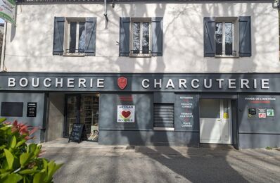 vente commerce 162 000 € à proximité de Forcalqueiret (83136)