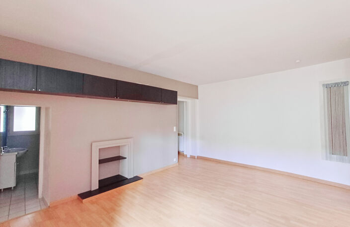 AUBENAS CENTRE - APPARTEMENT 2 PIECES 50m2 — photo 5