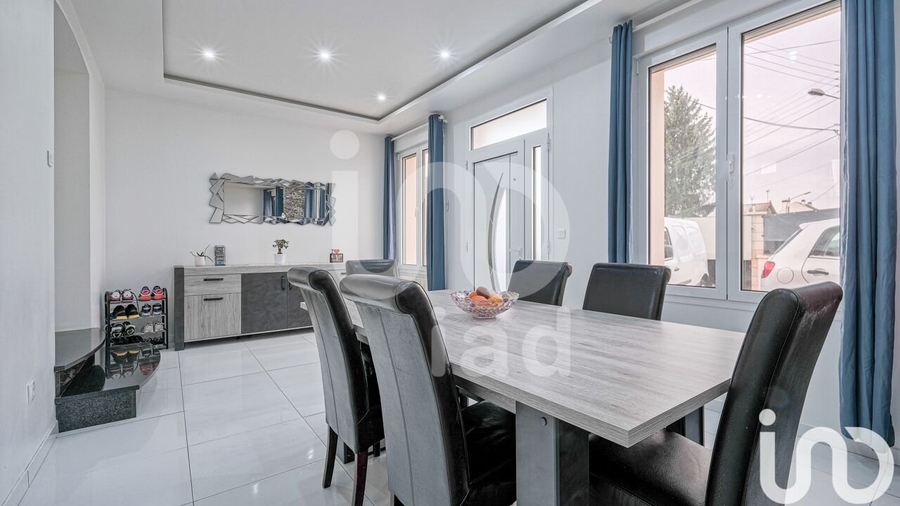 maison 5 pièces 140 m2 à vendre à Montfermeil (93370)