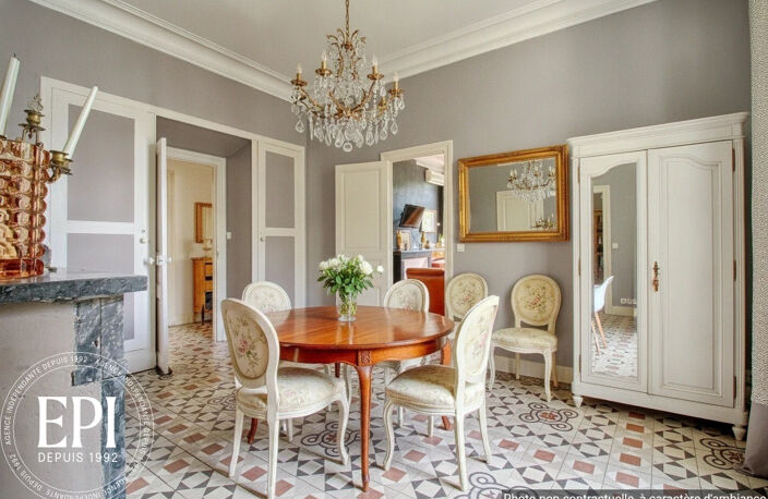 Découvrez un appartement d'exception, alliant charme bourgeo — photo 3