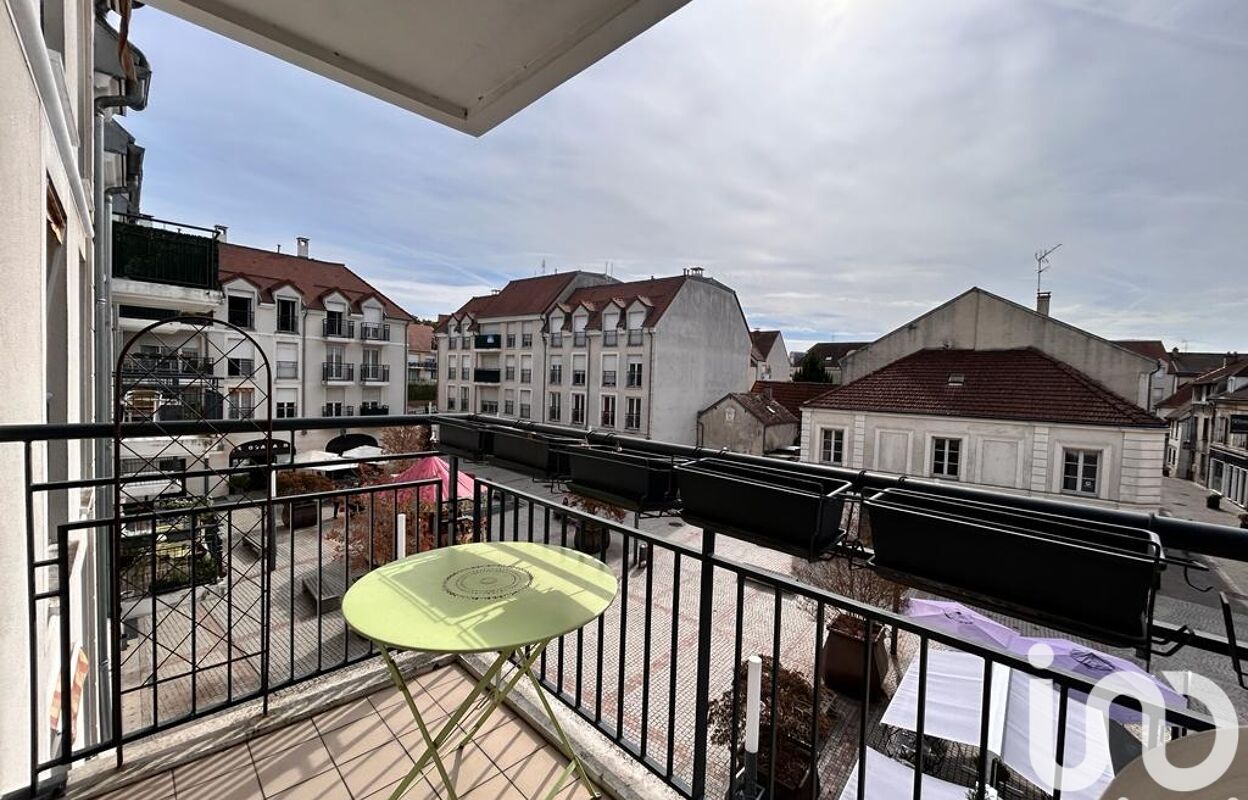 appartement 4 pièces 77 m2 à vendre à Sucy-en-Brie (94370)