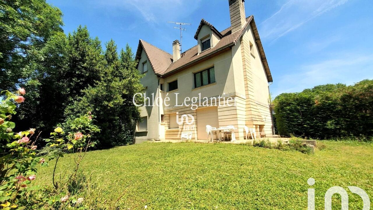 maison 8 pièces 250 m2 à vendre à Ormesson-sur-Marne (94490)
