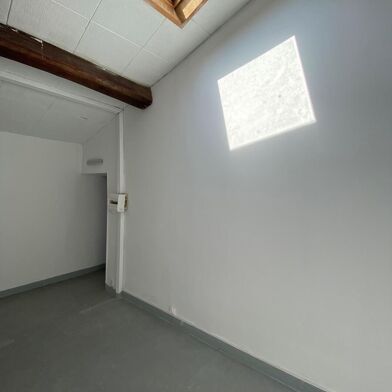 Appartement 2 pièces 710 €