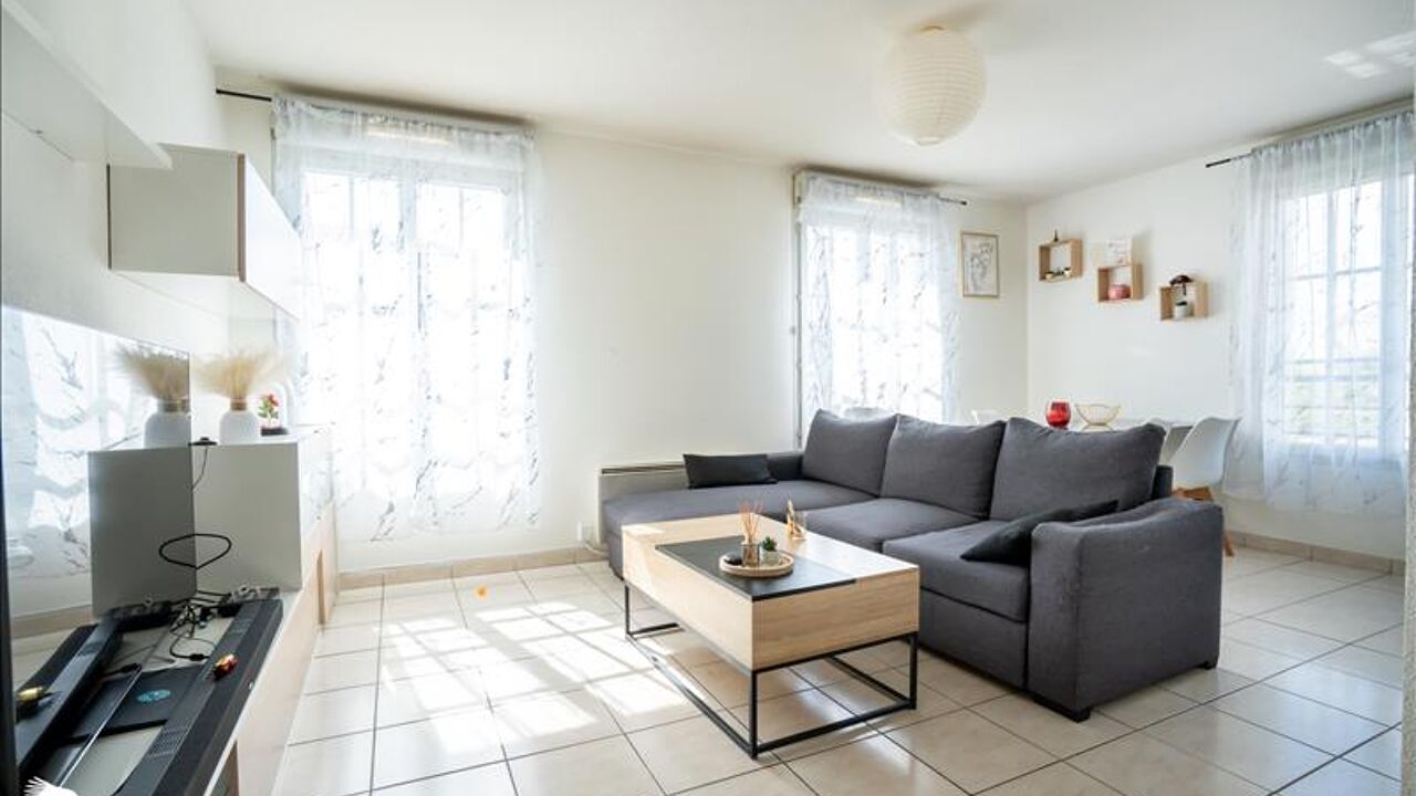 appartement 4 pièces 63 m2 à vendre à Saumur (49400)