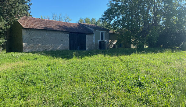 Propri&eacute;t&eacute; 6 pièces  à vendre Sénas 13560