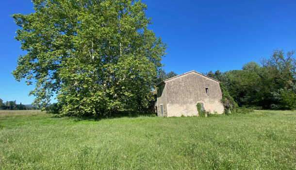 Propri&eacute;t&eacute; 6 pièces  à vendre Sénas 13560