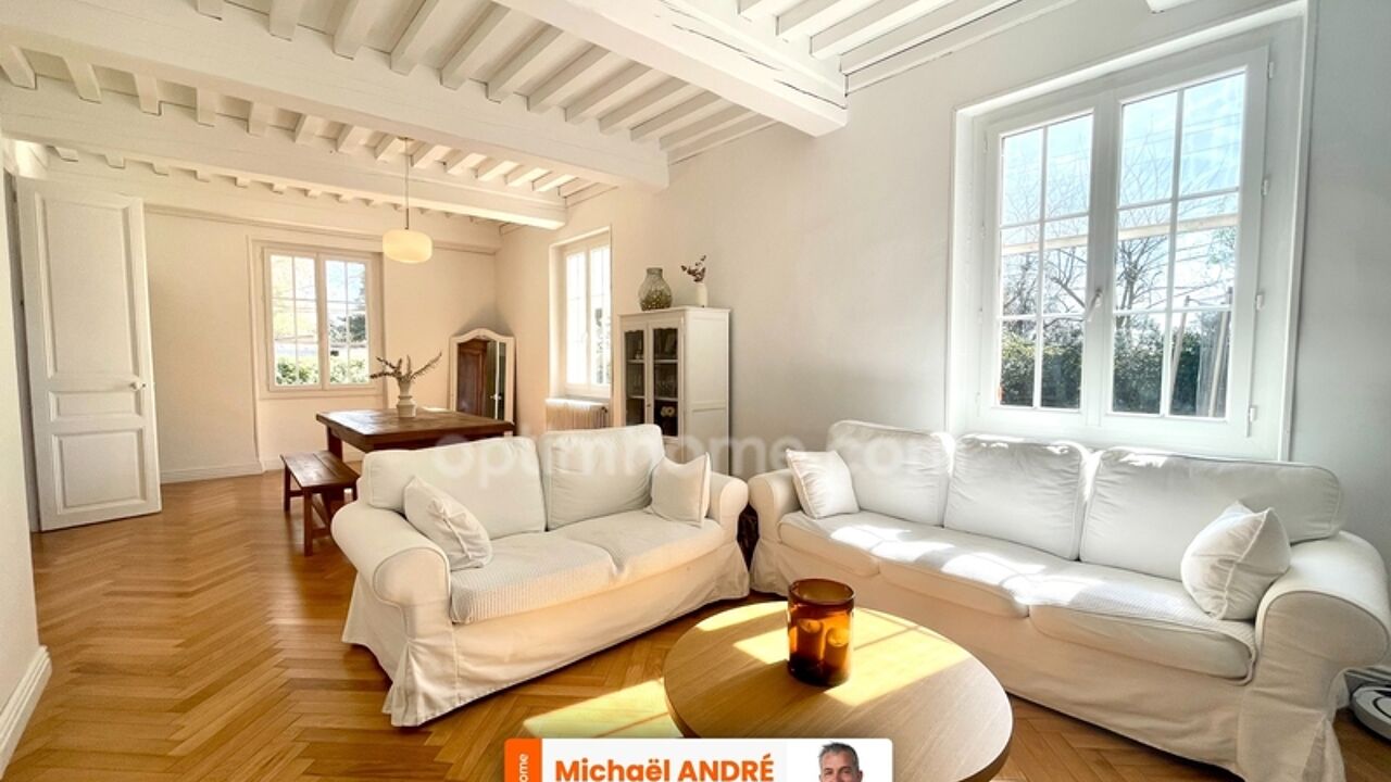 maison 6 pièces 162 m2 à vendre à Aigues-Mortes (30220)