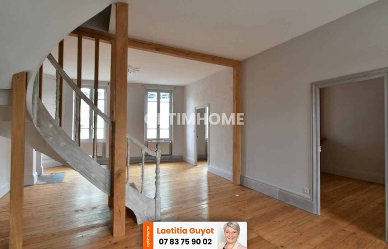 maison 8 pièces 162 m2 à vendre à Souvigny (03210)