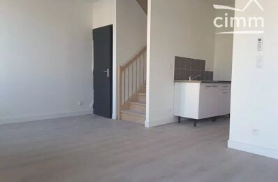 location appartement 425 € CC /mois à proximité de Vernosc-Lès-Annonay (07430)